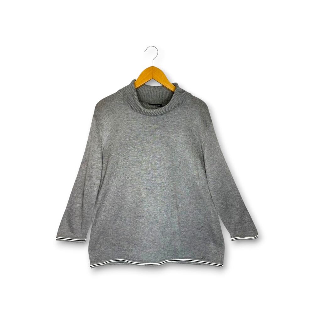 Tommy Hilfiger Women's 3/4 Sleeve Turtleneck Sweater Size XL Gray Striped Hem
